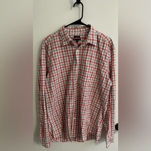 Gap. Mens. Classic Fit. Plaid shirt.